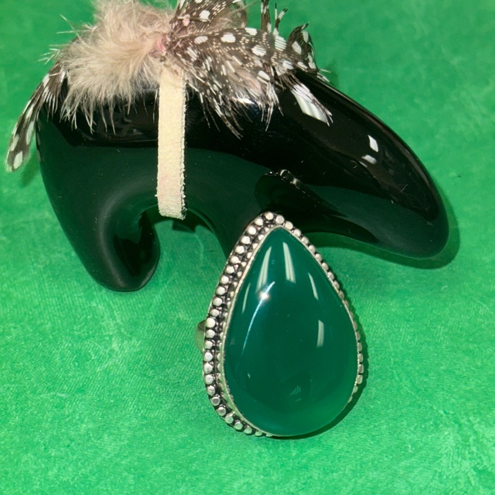 Green Chalcedony Silver Ring - image 2